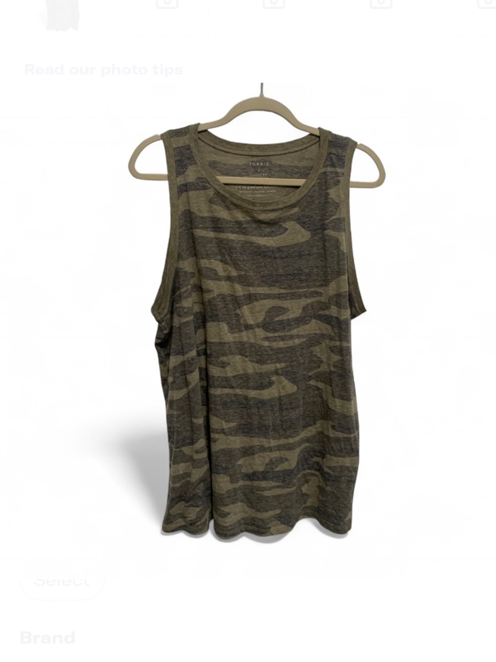 torrid Classic FitGreen Camo Scoop Neck Tank